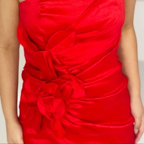 CACHE Red Strapless Ruched Pleated Flower Appliqué Detail Cocktail Mini Dress - Picture 10 of 12